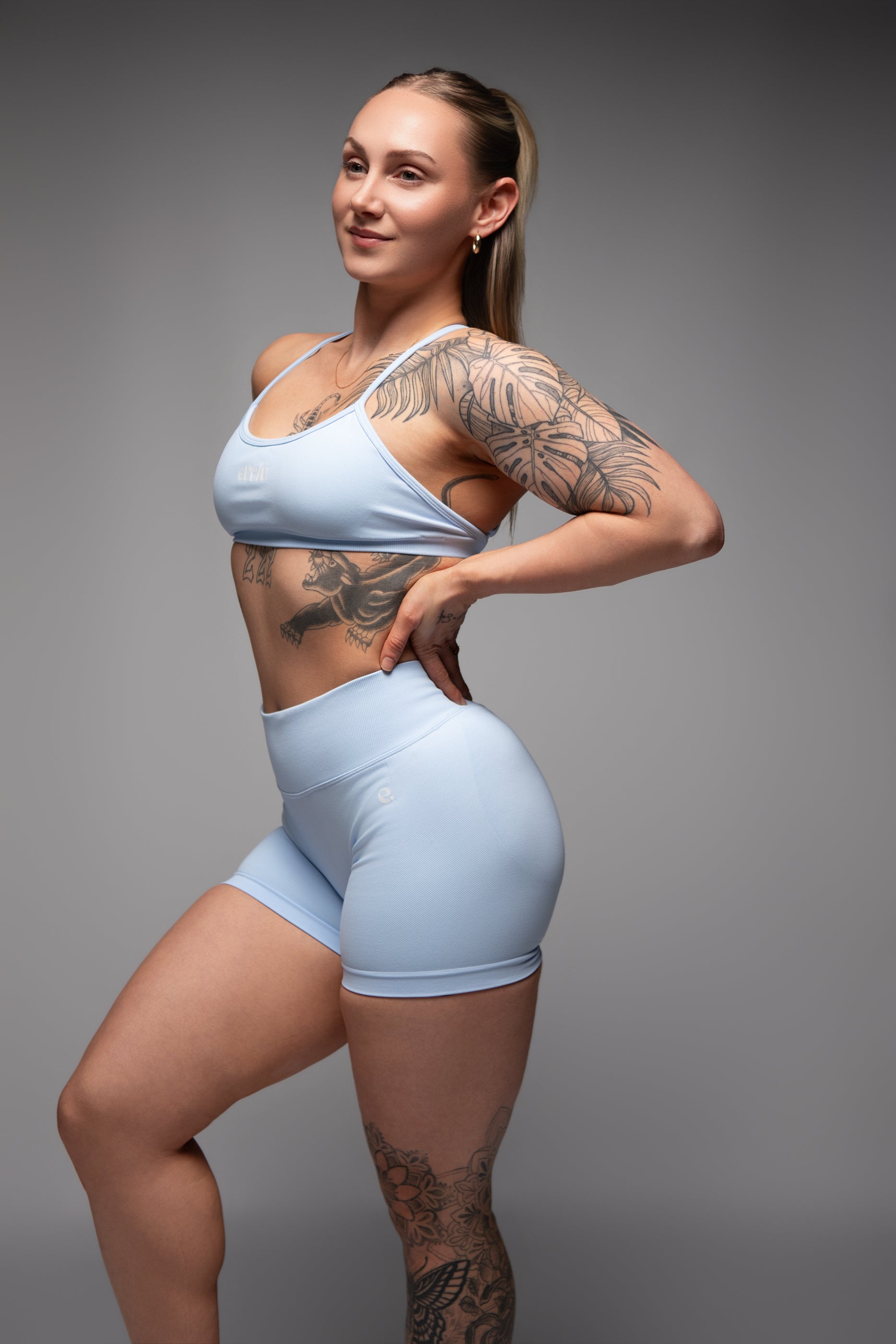 Elevate V-scrunch Shorts